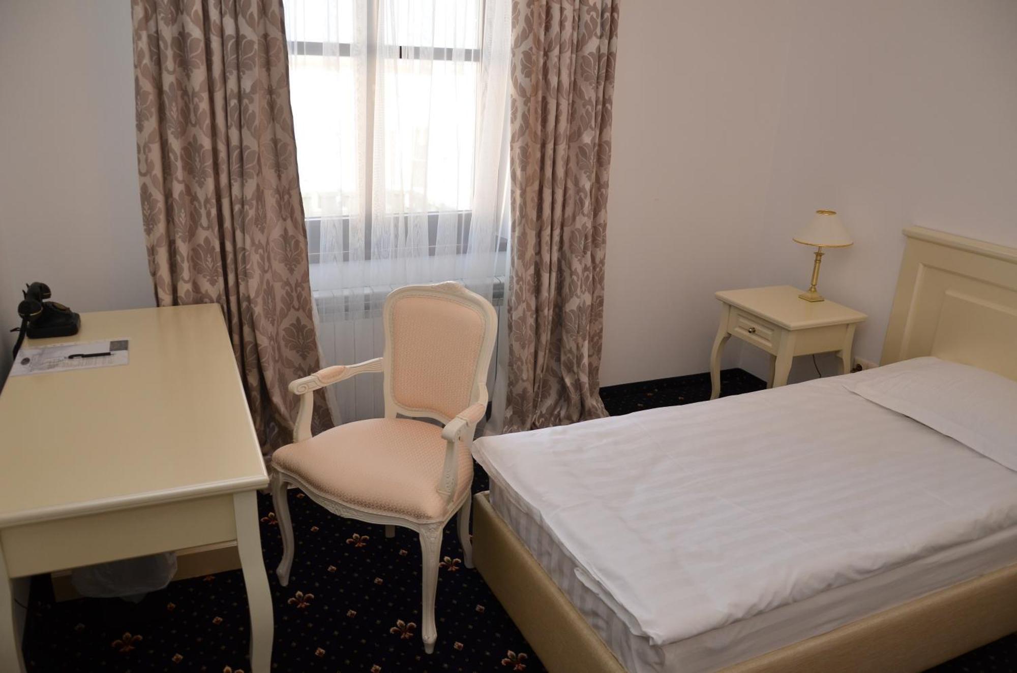 Berezovka  Chateau Royal Hotel מראה חיצוני תמונה