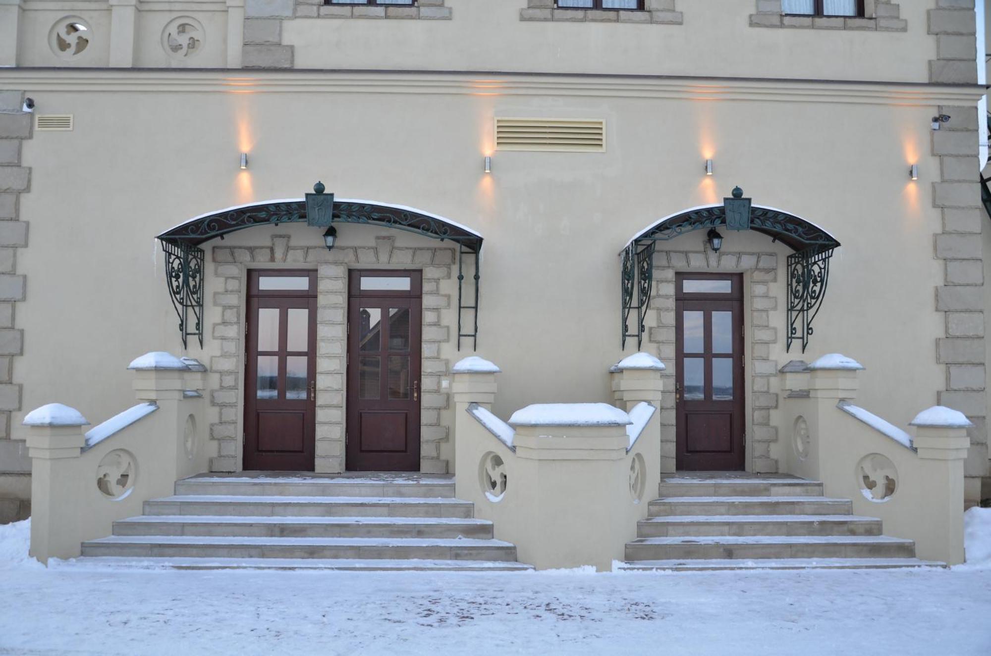 Berezovka  Chateau Royal Hotel מראה חיצוני תמונה