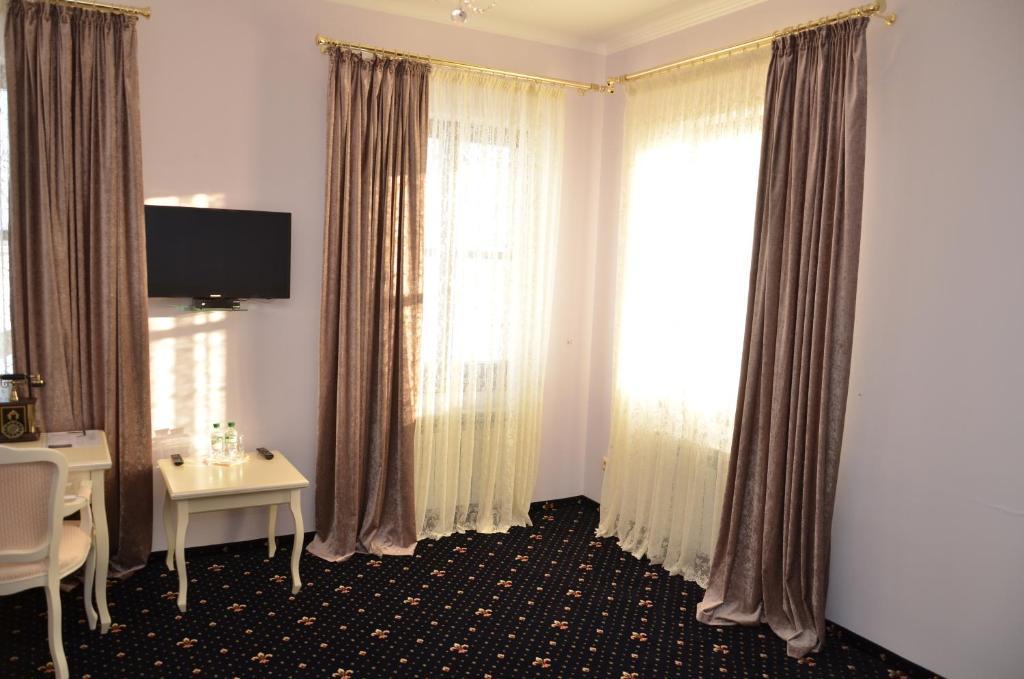 Berezovka  Chateau Royal Hotel חדר תמונה