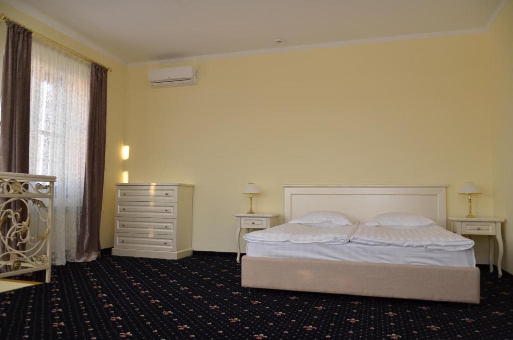 Berezovka  Chateau Royal Hotel חדר תמונה