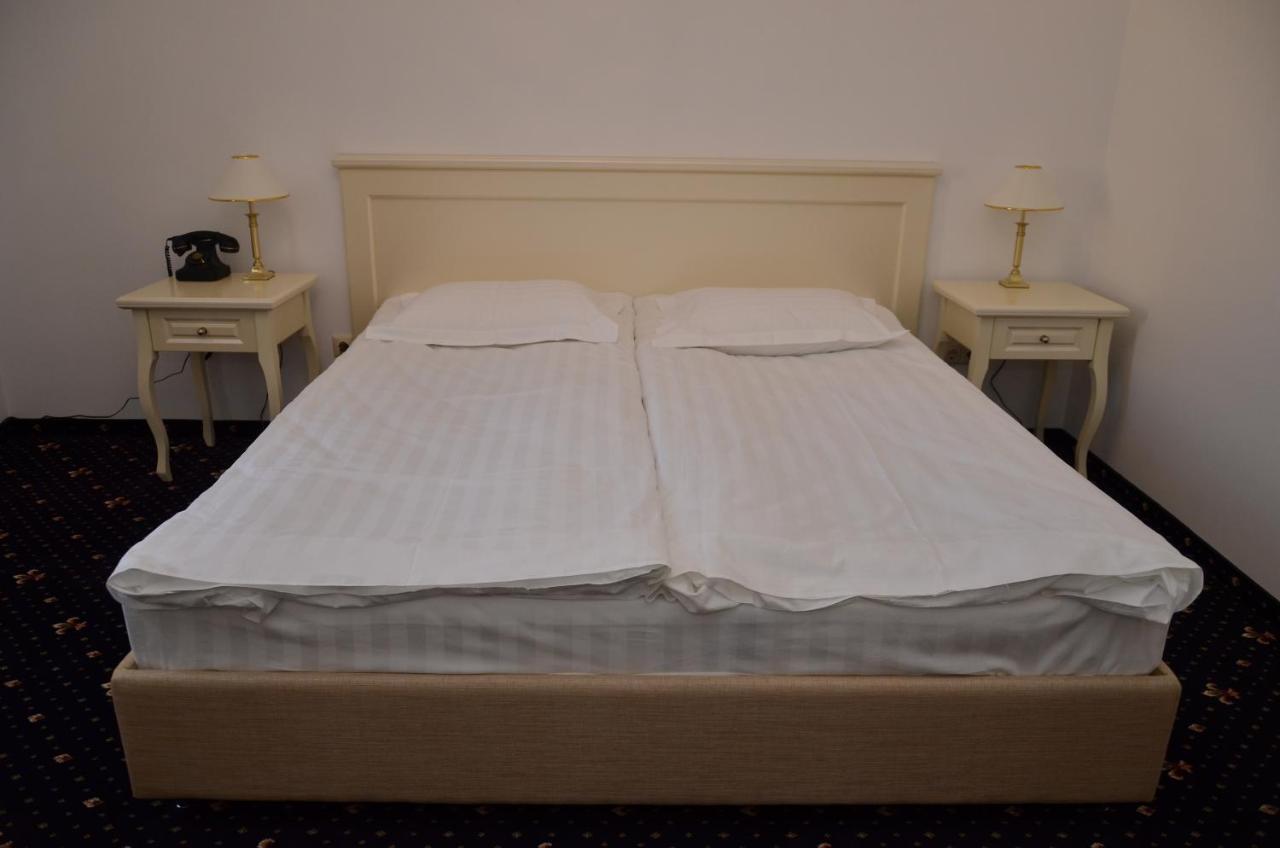 Berezovka  Chateau Royal Hotel חדר תמונה